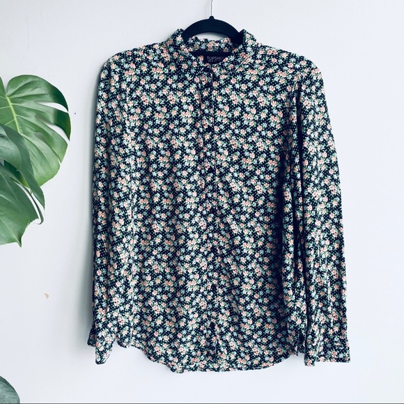 TOP SHOP- Floral long sleeve button down blouse size 6 - Picture 2 of 5
